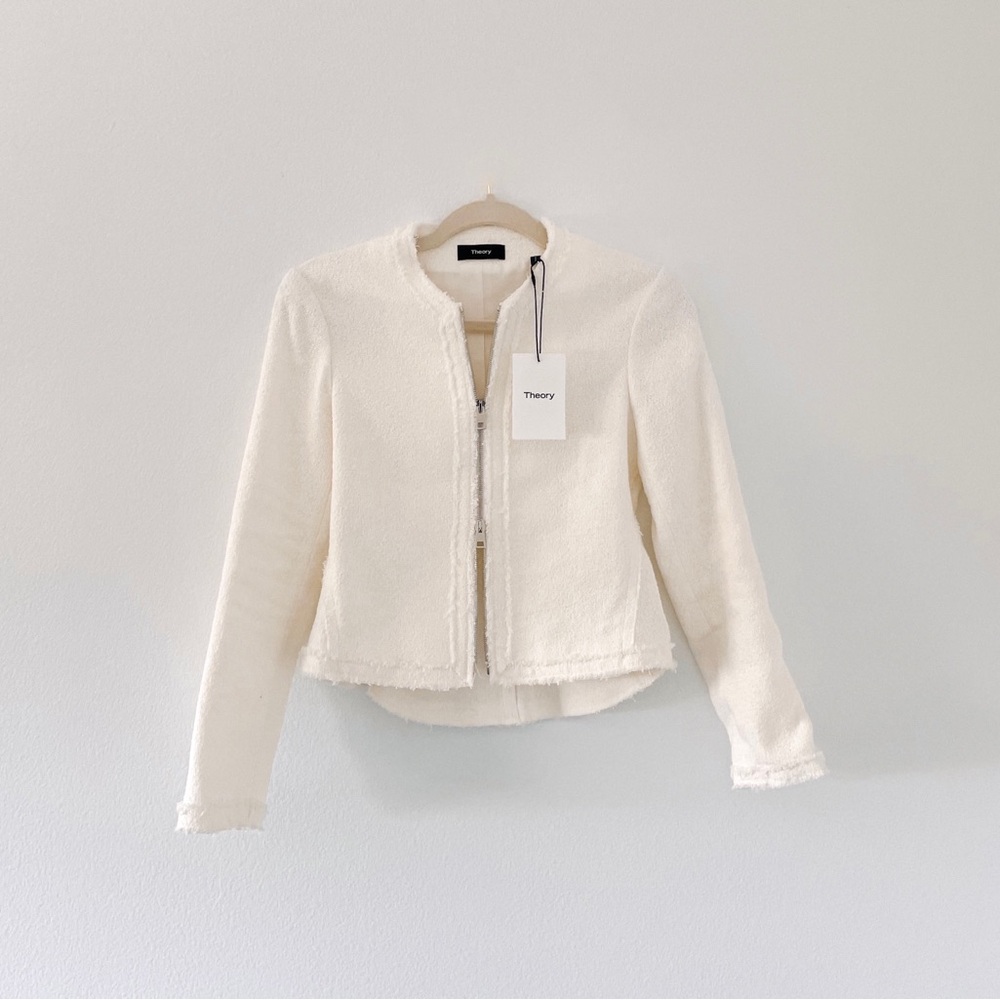 THEORY (NEW WITH TAGS) ivory blazer double zip up